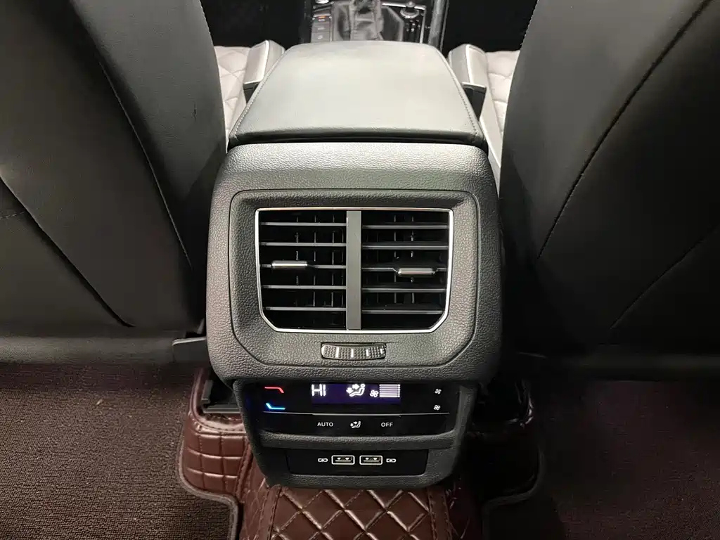 VOLKSWAGEN TAYRON 2022