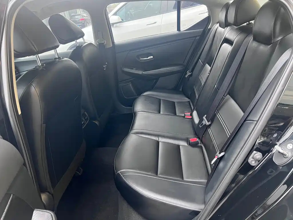 NISSAN SYLPHY 2022