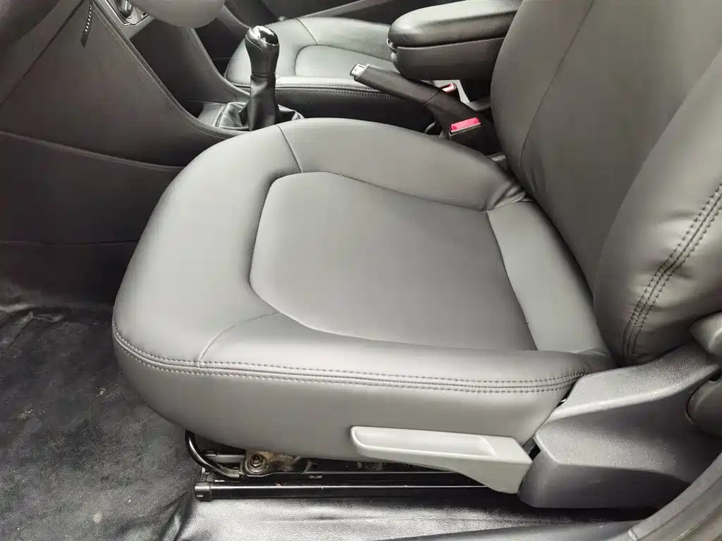 VOLKSWAGEN JETTA 2016