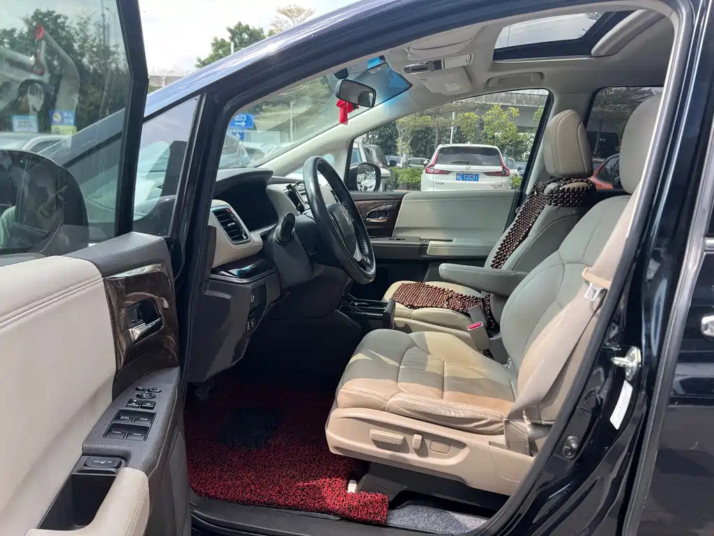HONDA ODYSSEY 2015