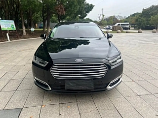 FORD TAURUS 2017