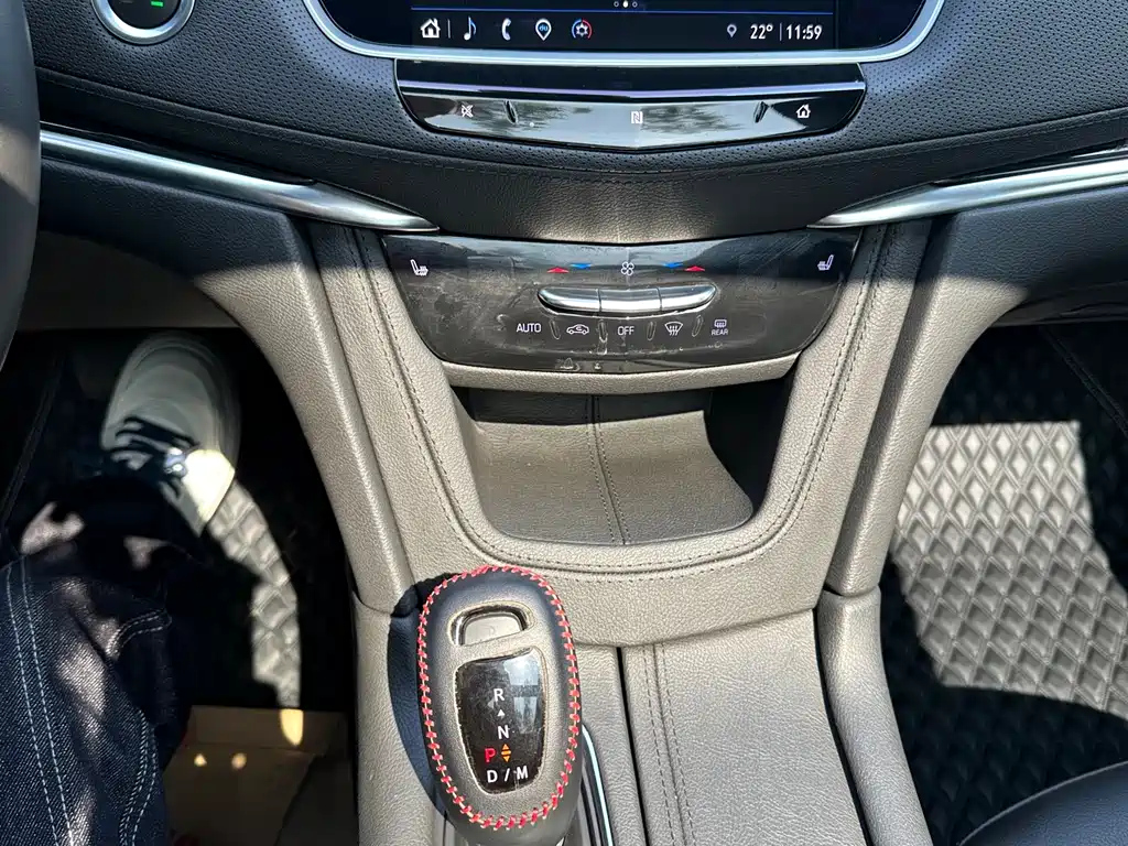 CADILLAC XT5 2020