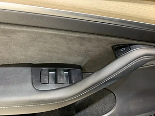 TESLA MODEL Y  2022 YEAR  POWER EDITION 2022