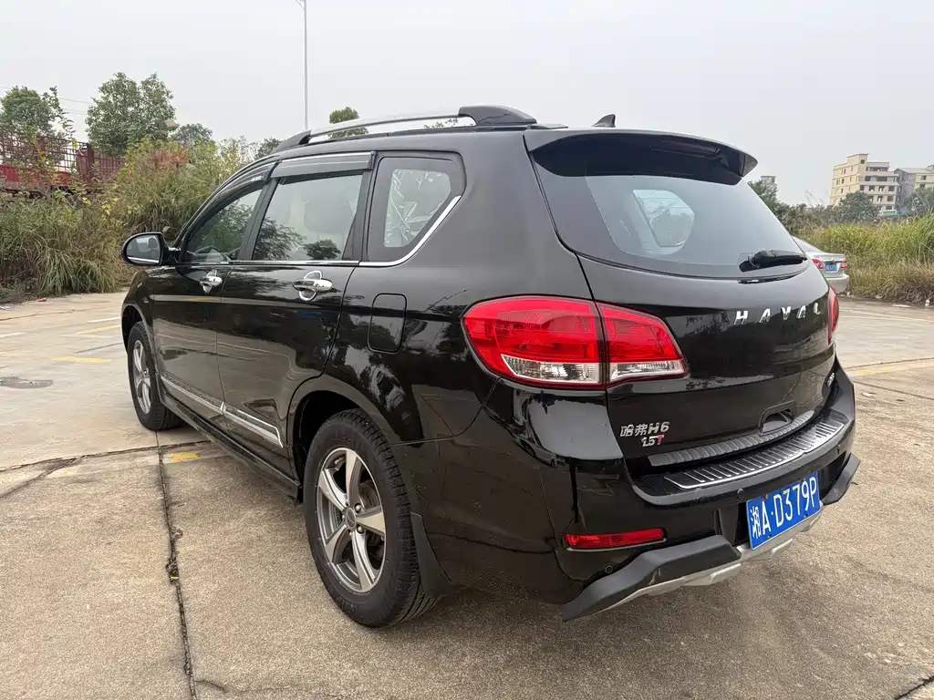 HAVAL H6 2015
