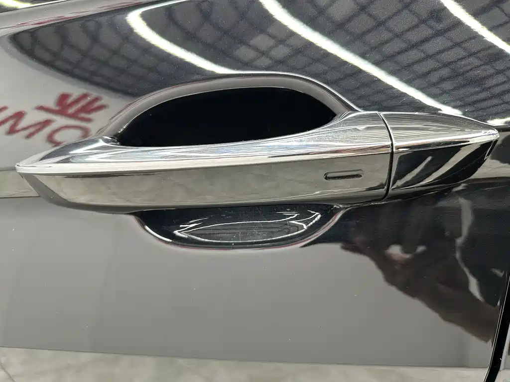 VOLKSWAGEN TIGUAN L 2021