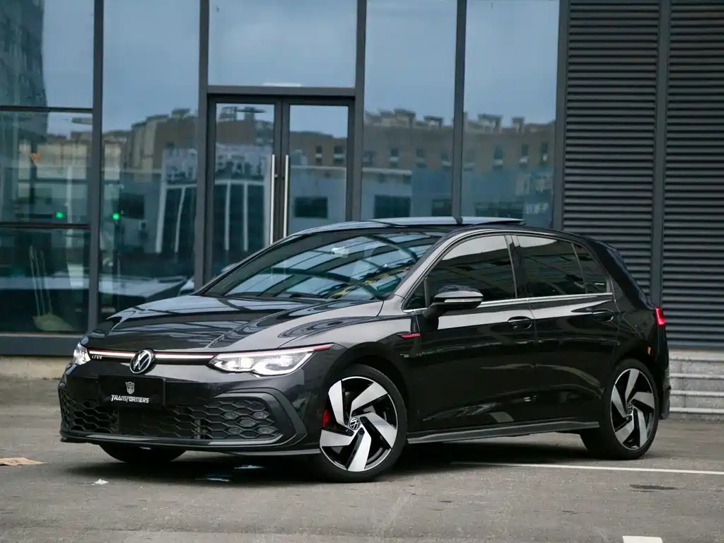 VOLKSWAGEN GOLF GTI 2022