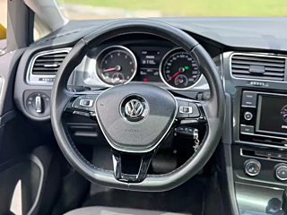 VOLKSWAGEN GOLF  2018 YEAR 1.6L AUTOMATIC COMFORT 2018
