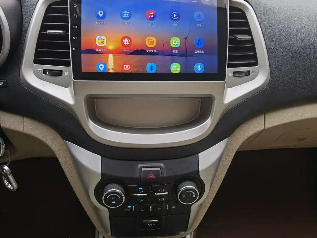 CHANGAN EADO 2014