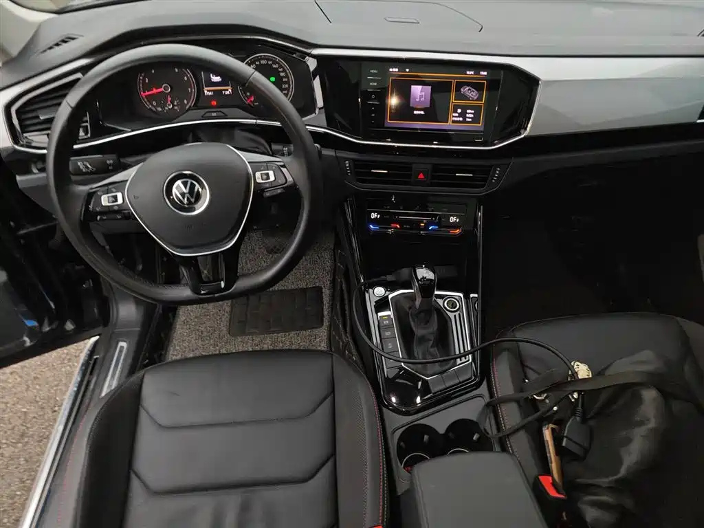 VOLKSWAGEN TAYRON 2022