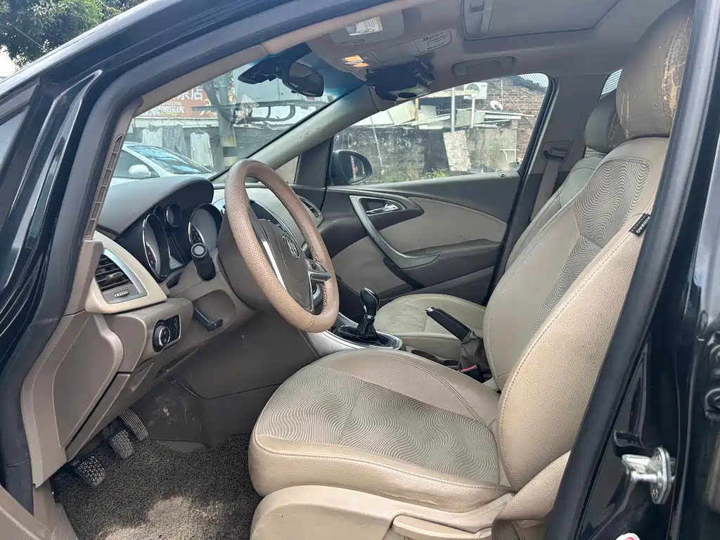 BUICK EXCELLE 2013