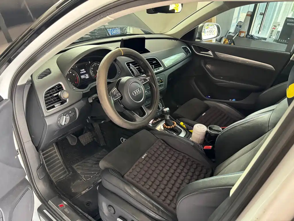 AUDI Q3 2018