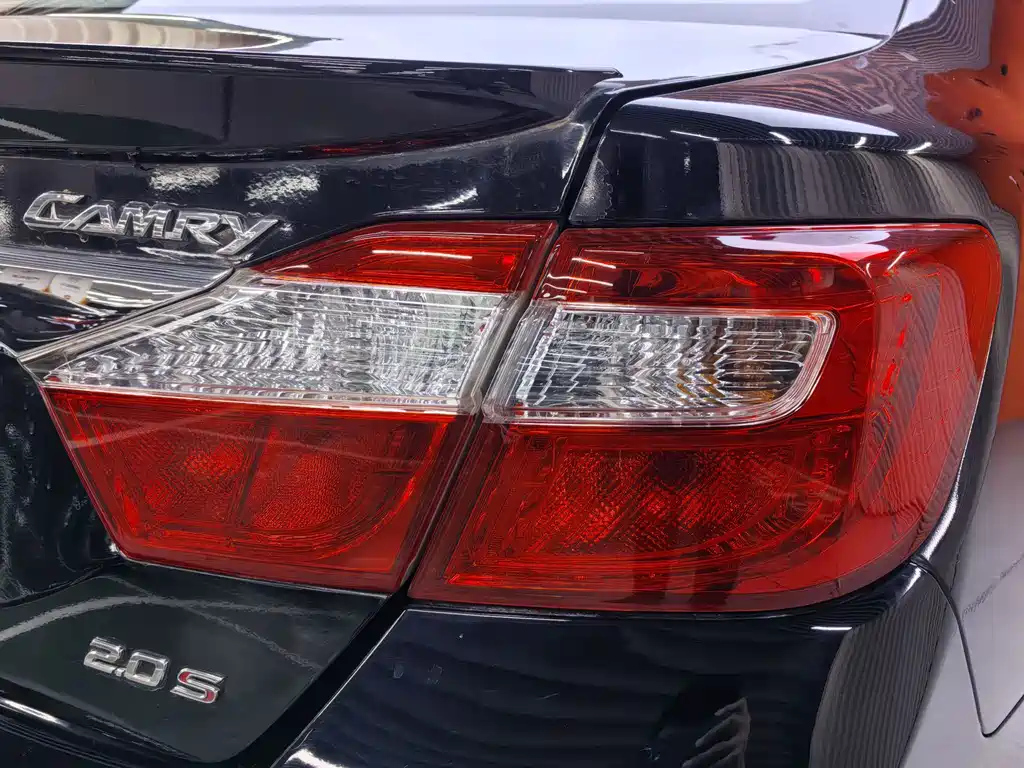 TOYOTA CAMRY 2012