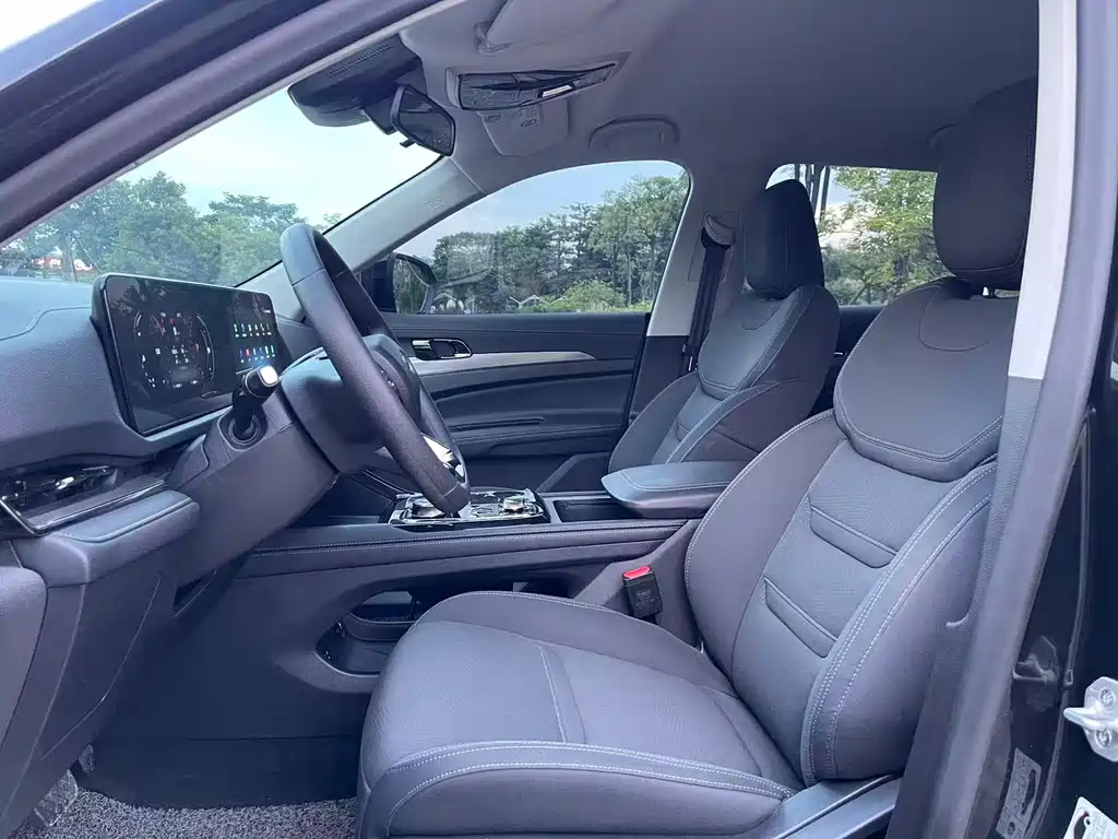 FORD EQUATOR SPORT 2024