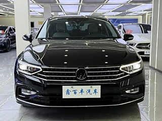 VOLKSWAGEN MAGOTAN 2023