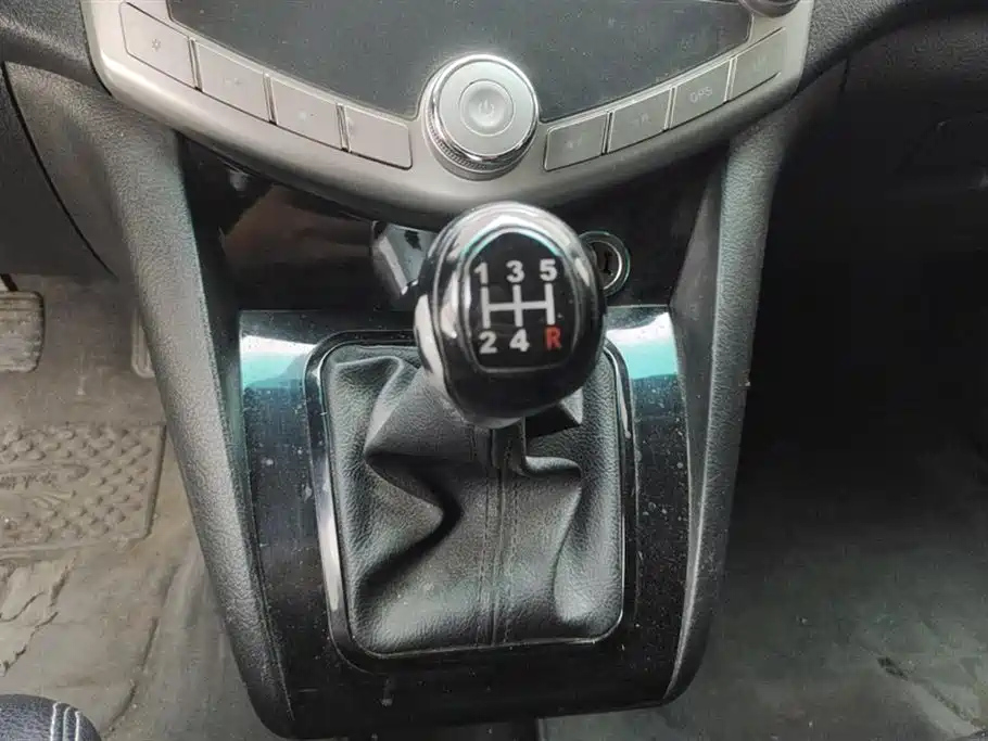 BYD S6 2014