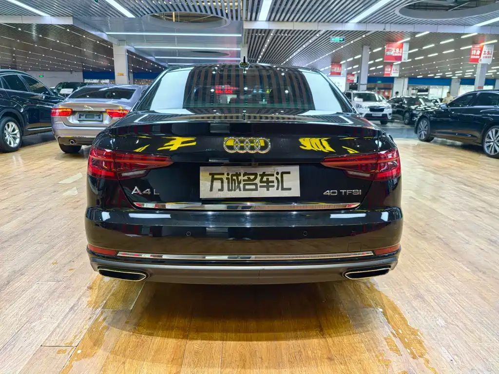 AUDI A4L 2019