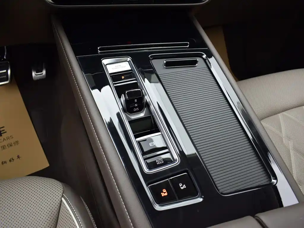 VOLKSWAGEN VILORAN 2024