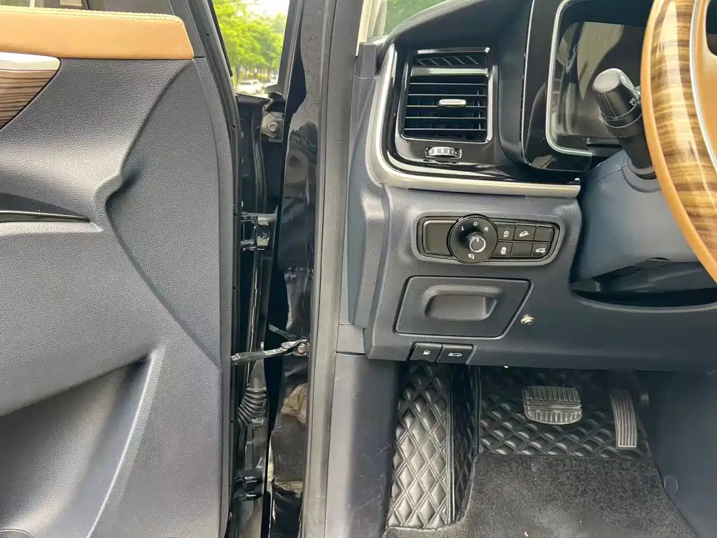 TRUMPCHI M8 2021