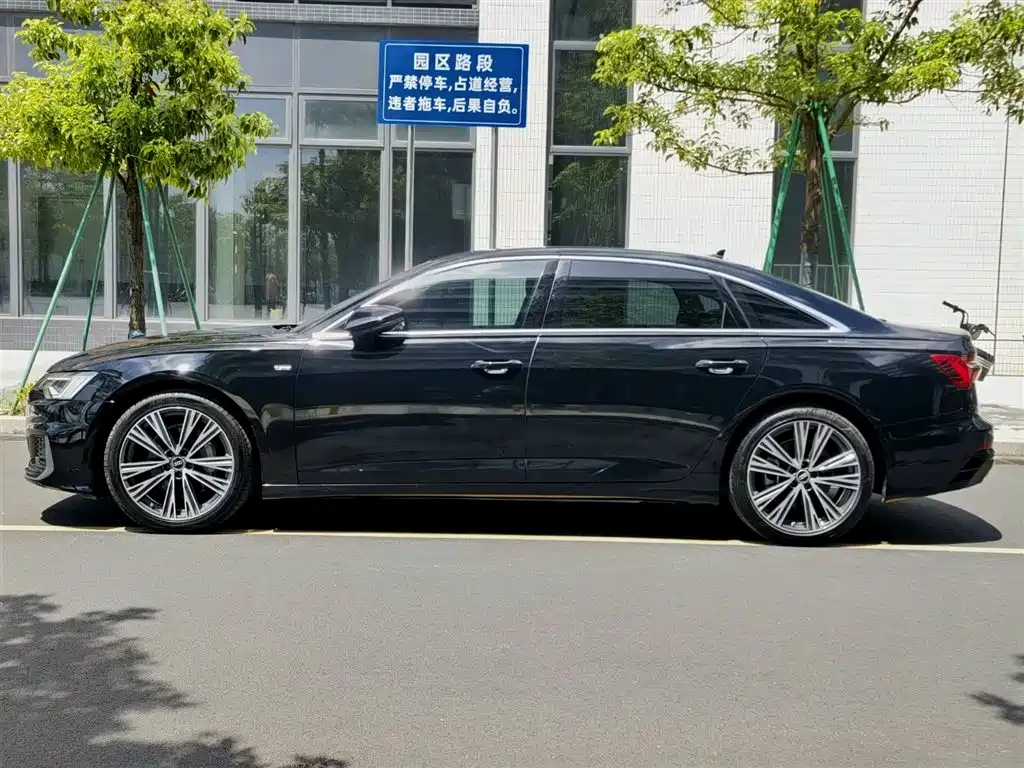 AUDI A6L 2022
