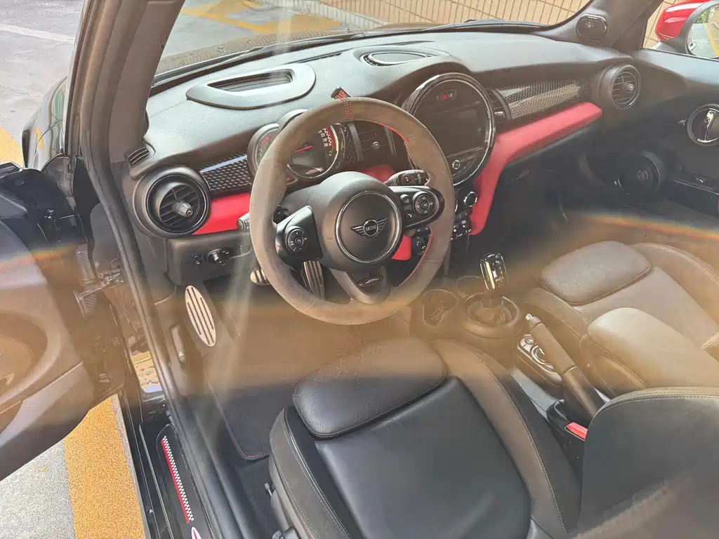 MINI JCW 2020