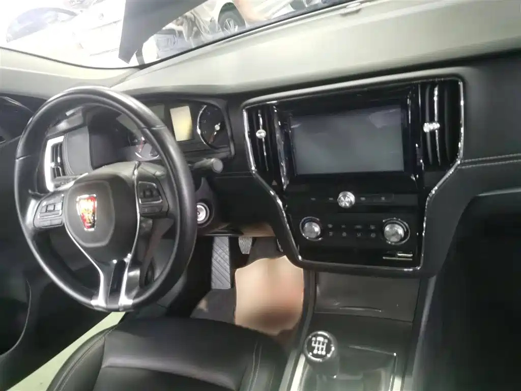 ROEWE I6 2017