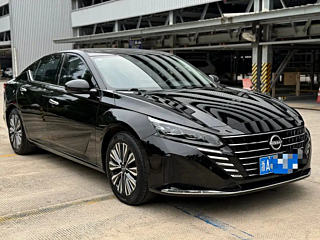 NISSAN TEANA 2023