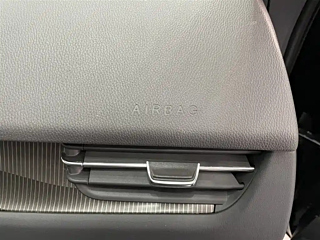 HONGQI E-QM5  2021 YEAR   EDITION 2021