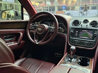 BENTLEY BENTAYGA  2018 YEAR 4.0T V8 2018