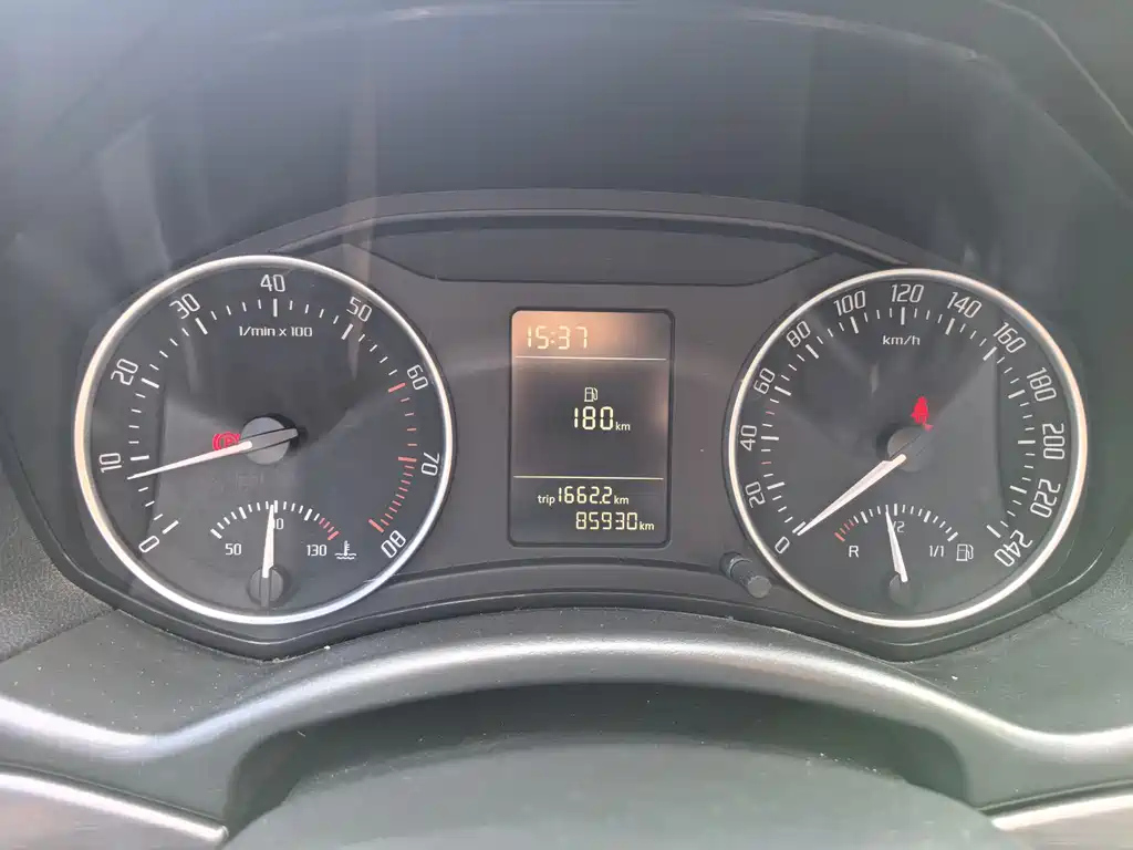 SKODA OCTAVIA 2013