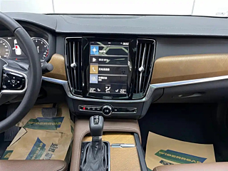 VOLVO S90 2020 YEAR T5 DELUXE EDITION 2020
