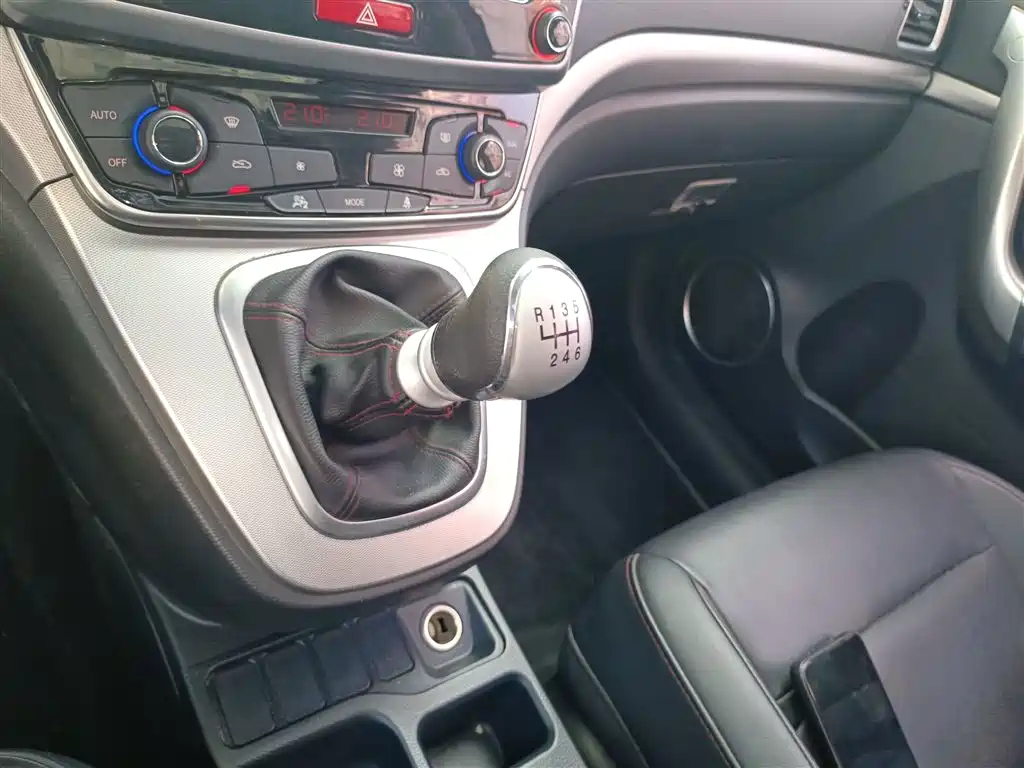 HAVAL M6 2018