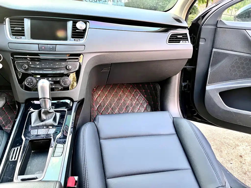 PEUGEOT 508 2017