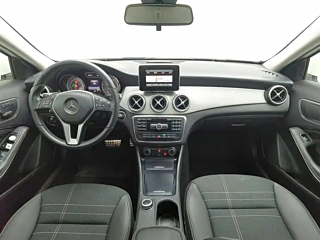 MERCEDES BENZ GLA 2015 YEAR GLA 200 FASHION 2015