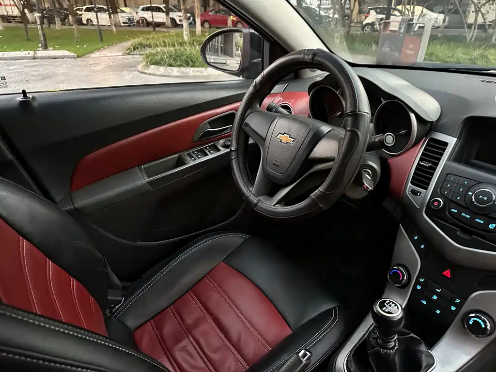 CHEVROLET CRUZE 2014