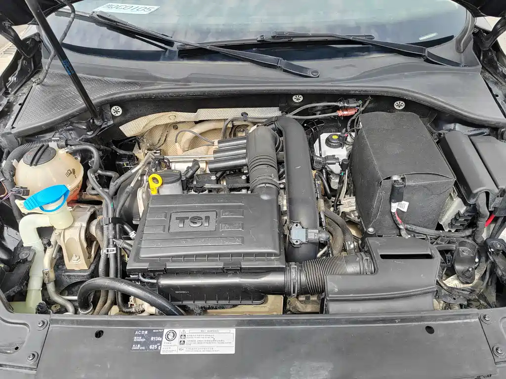 VOLKSWAGEN PASSAT 2018