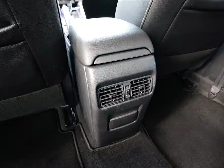 NISSAN SYLPHY 2021