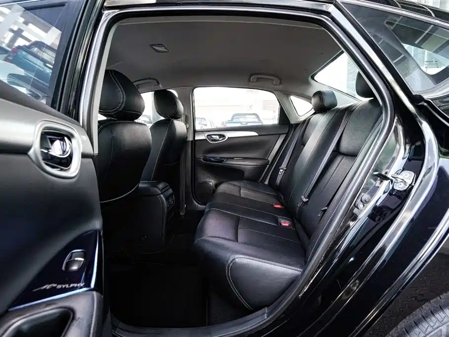 NISSAN SYLPHY 2021