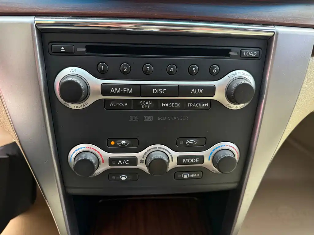 NISSAN TEANA 2008