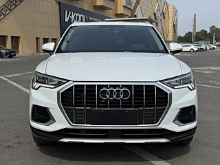 AUDI Q3  2022