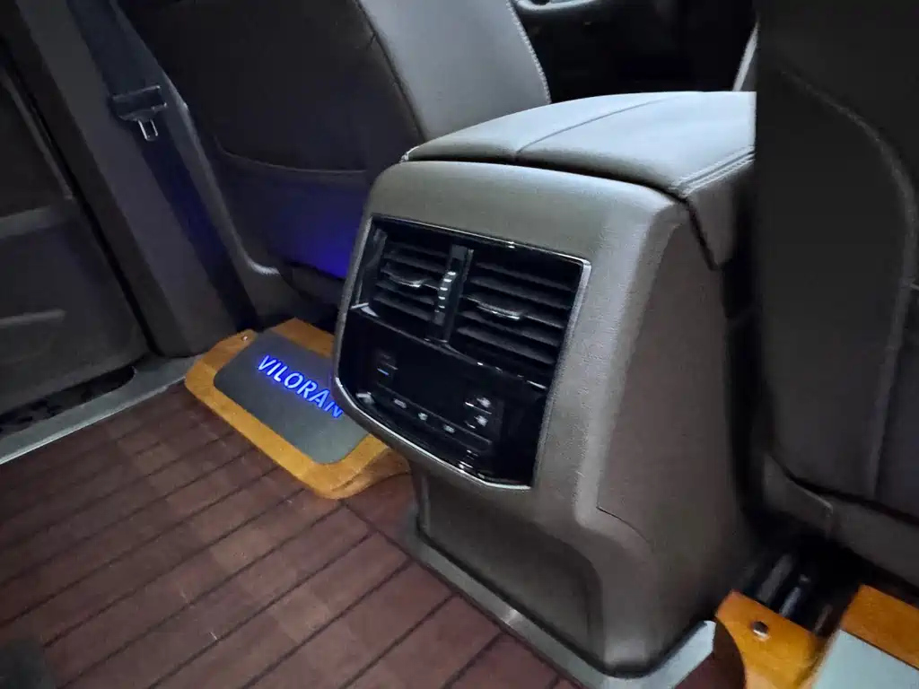 VOLKSWAGEN VILORAN 2021