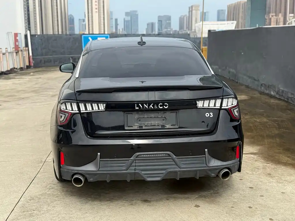 LYNK&CO 03 2019
