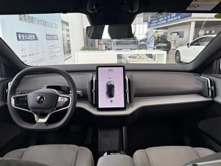 VOLVO EX30  2025 YEAR &#21518;&#39537;&#38271; RANGE EDITION PLUS 2025
