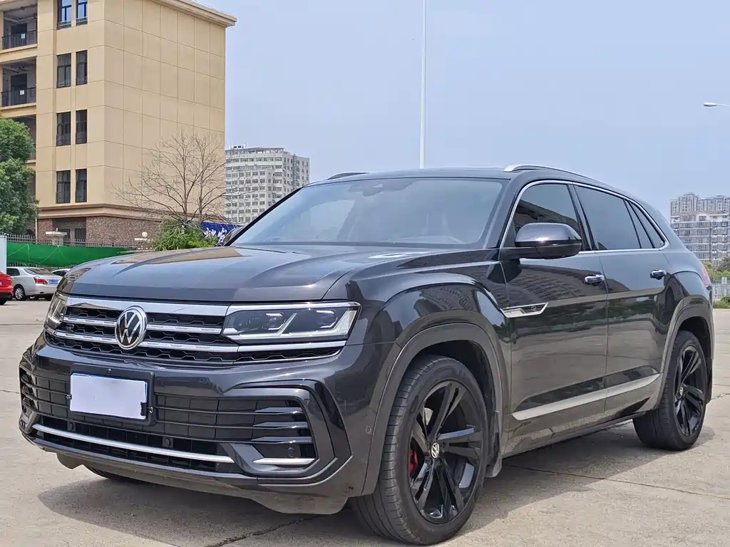 VOLKSWAGEN TERAMONT 2022