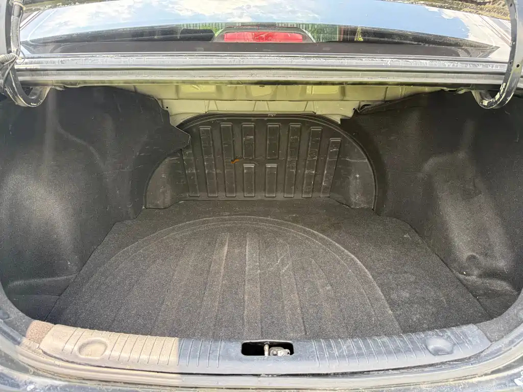 HYUNDAI CELESTA 2014