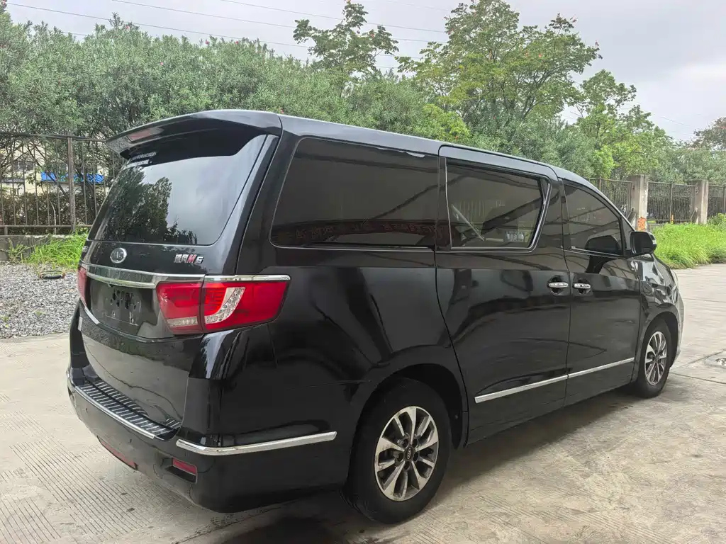 JAC REFINE M6 2018