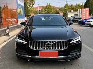VOLVO S90 2024