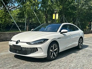 VOLKSWAGEN LAMANDO 2022