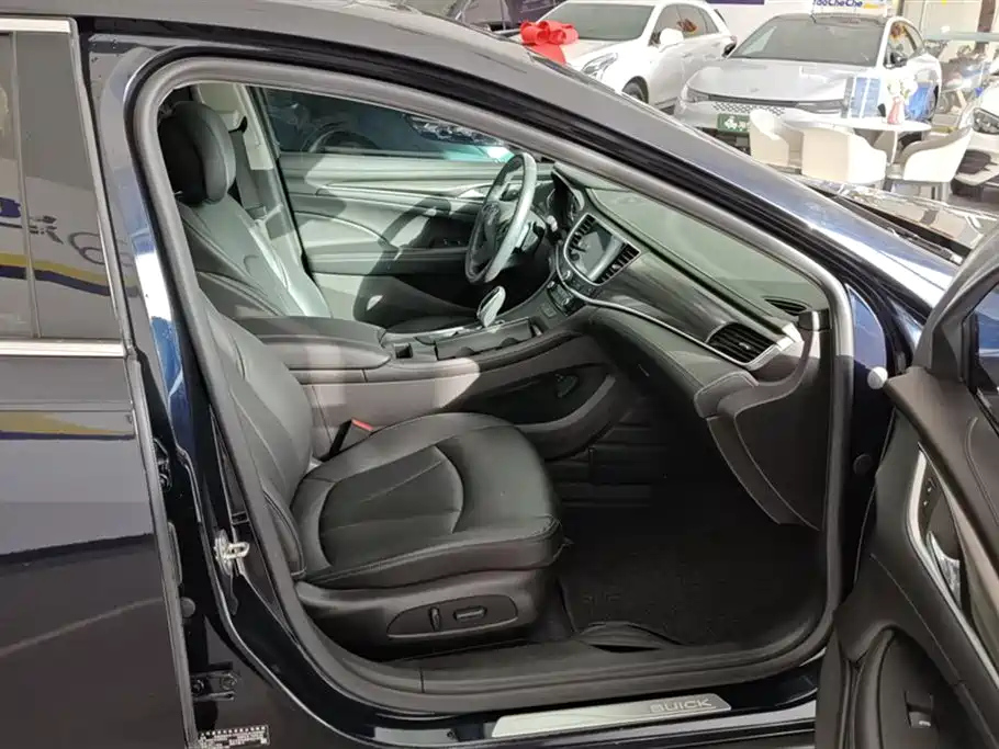 BUICK LACROSSE 2020