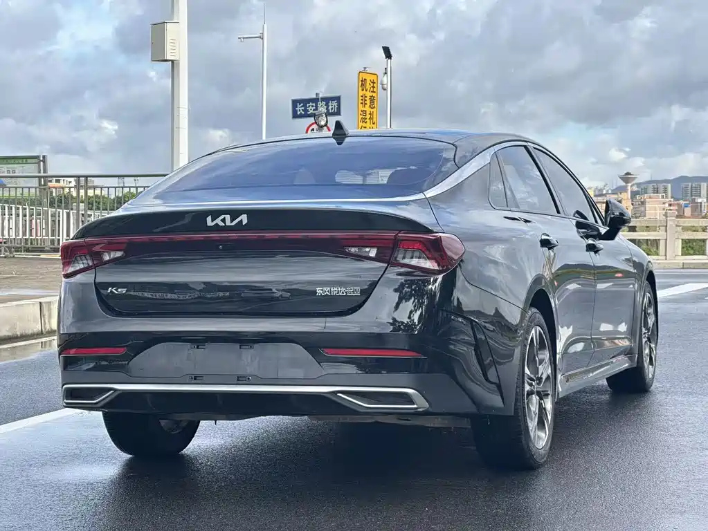 KIA K5 2022