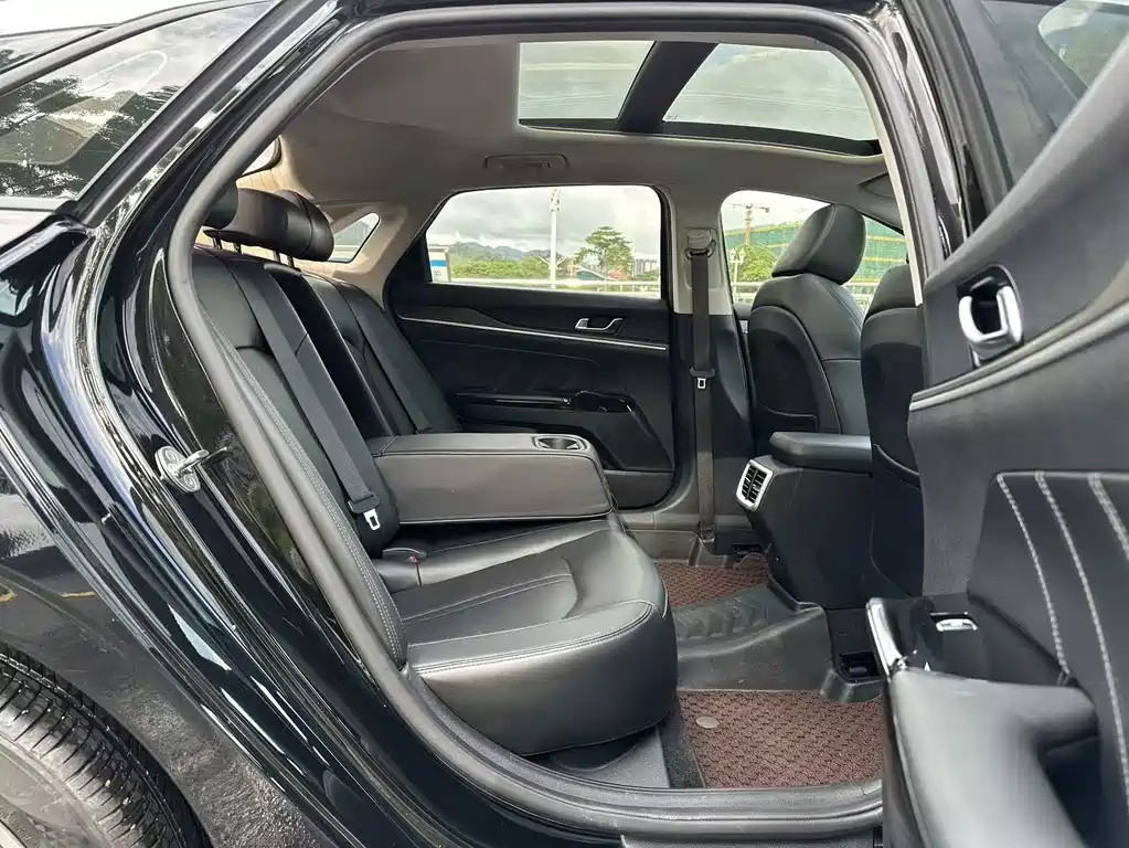KIA K5 2022